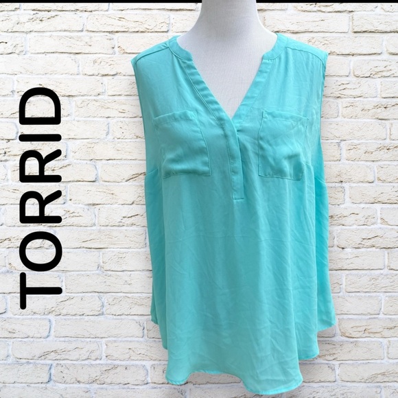 TORRID Harper Georgette Collarless Sleeveless Blouse in a Turquoise Color Size 1 - Picture 1 of 8